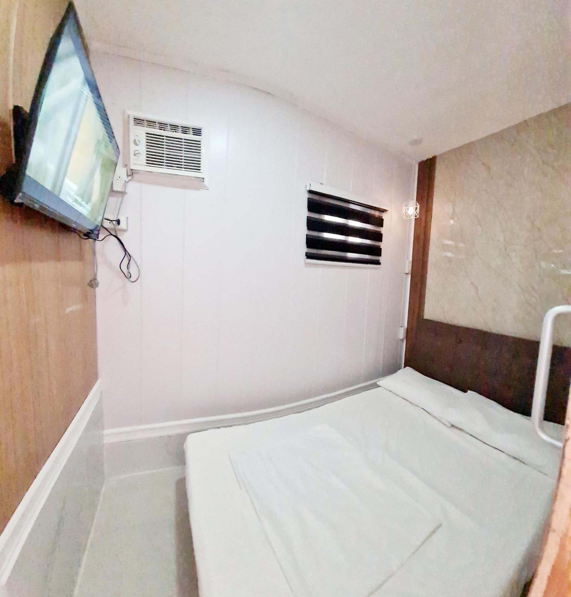 Dasma Lofts Hotel Near Dela Salle Dasma Dasmarinas Ngoại thất bức ảnh