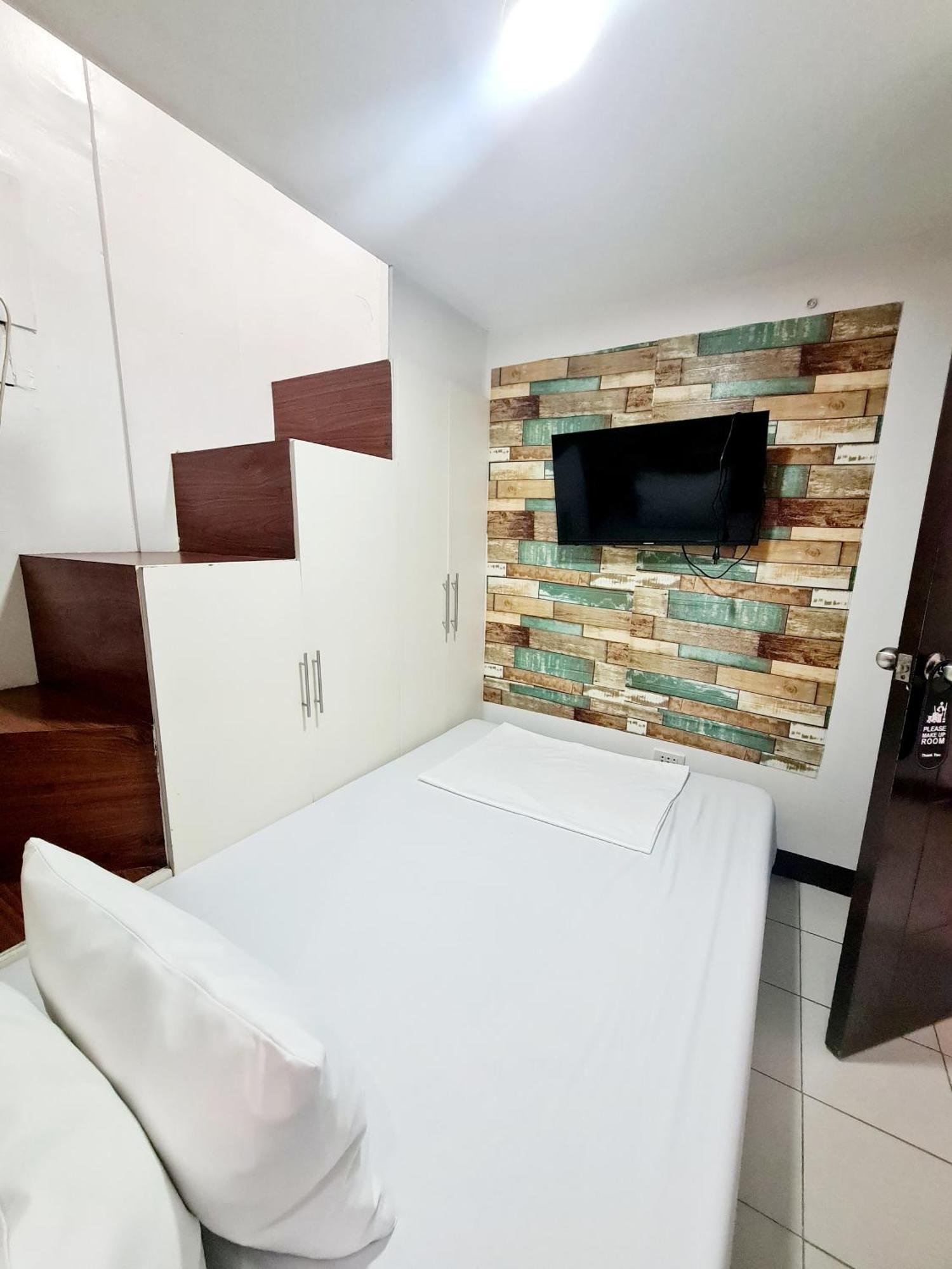 Dasma Lofts Hotel Near Dela Salle Dasma Dasmarinas Ngoại thất bức ảnh